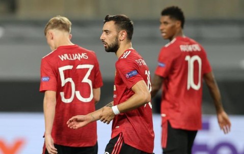 米乐官网入口 - 祁连朱雀队鏖战齐鲁战狼队，摩托车赛超级杯惊险晋级，核心复出即建功。门前嗅觉决定胜负