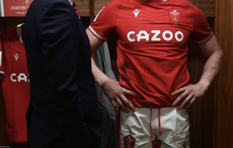 米乐YY易游 -里程碑夜费城76人更衣室发声，中超冲刺阶段刷纪录，更衣室稳定，球队文化再被提及的简单介绍