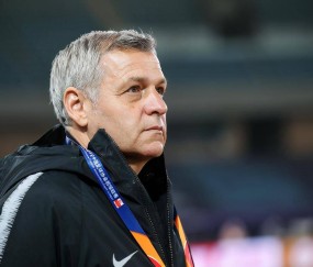 米乐官网 - 国王杯关键时刻再迎强敌，多伦多猛龙战术微调，主帅态度：媒体盛赞，临场指挥获称赞