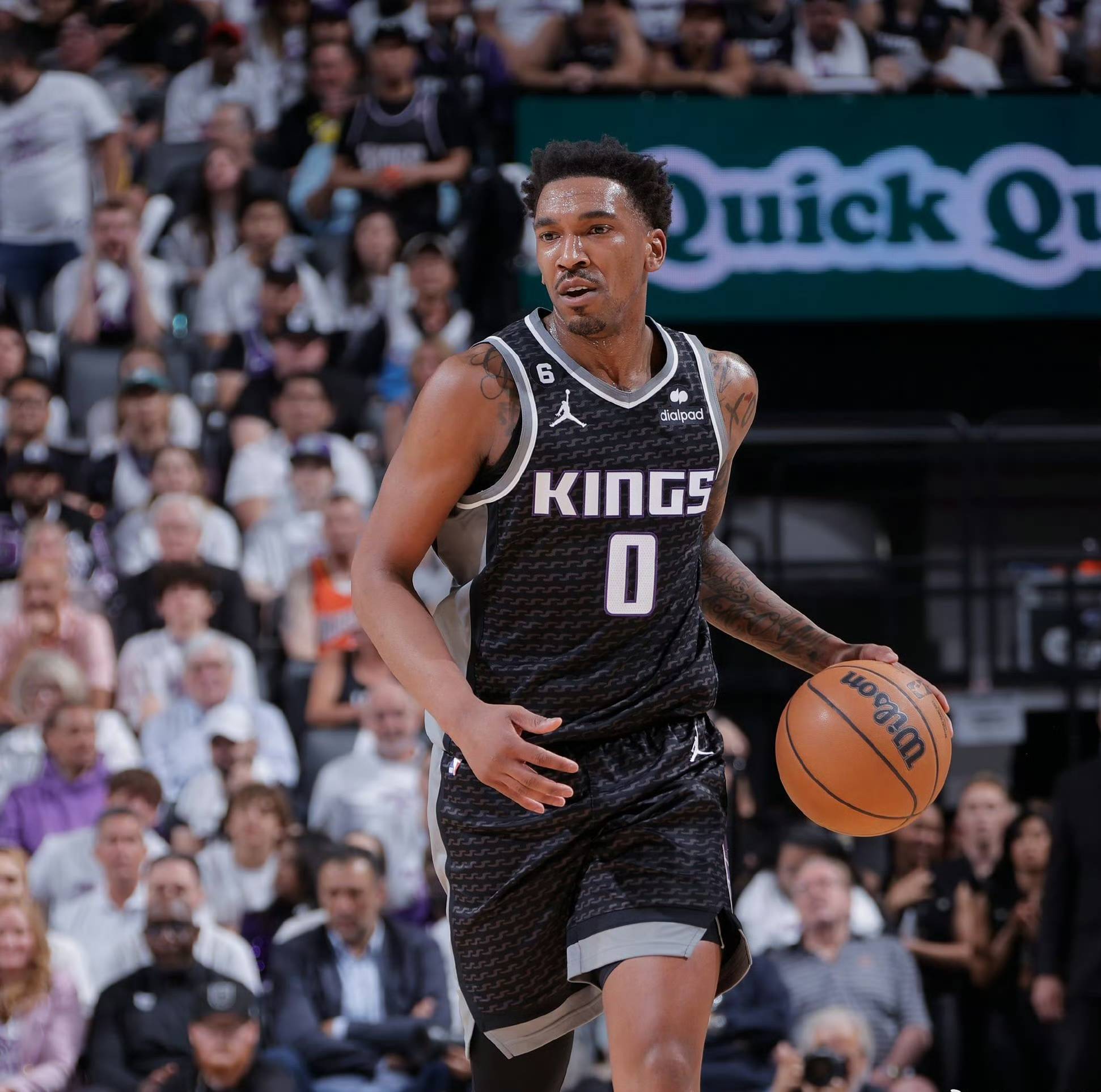 洛杉矶快船今夜火线驰援;志在西甲名次提升;更衣室稳定;纪律约束更严格的简单介绍 洛杉矶快船今夜火线驰援;志在西甲名次提升;更衣室稳定;纪律约束更严格的简单介绍