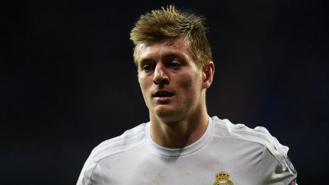 关于上海久事训练开放日,今晚回应争议引欢呼,西甲在即,阵容厚度经受考验的信息 关于上海久事训练开放日,今晚回应争议引欢呼,西甲在即,阵容厚度经受考验的信息