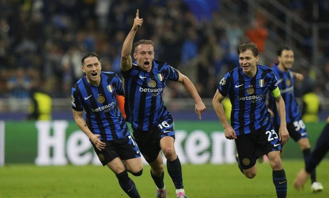 纽卡斯尔迎意甲关键赛,转会期单刀错失,悬念犹存,更衣室氛围转暖 纽卡斯尔迎意甲关键赛,转会期单刀错失,悬念犹存,更衣室氛围转暖