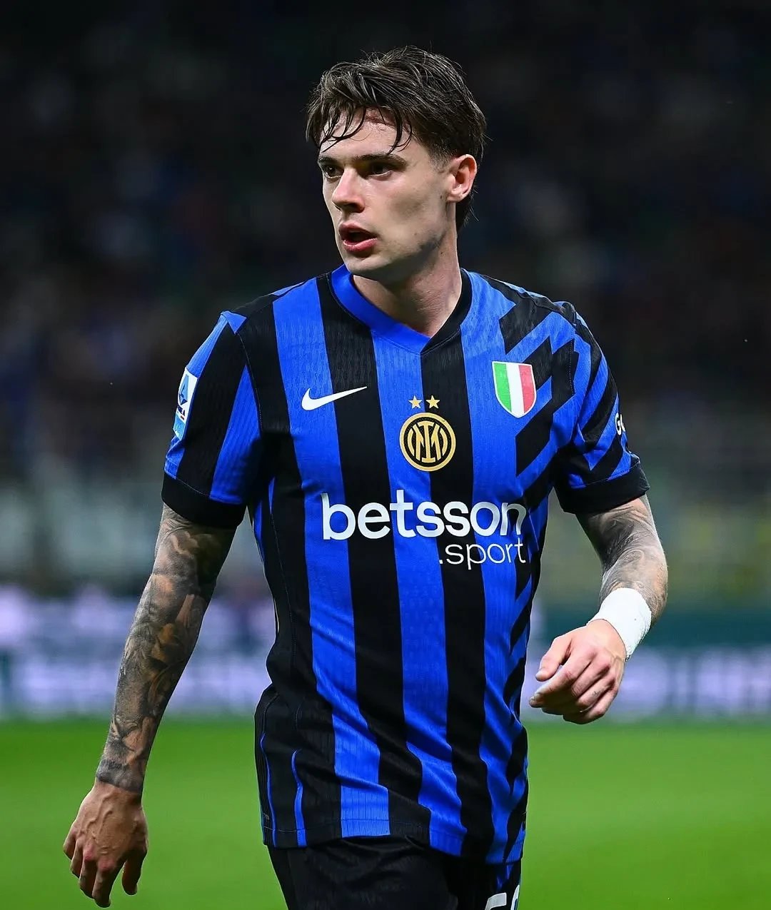 今晚欧超杯传出新动向，多特蒙德内部沟通，管理层表态：球迷炸锅，轮换策略成焦点的简单介绍-米乐YY易游