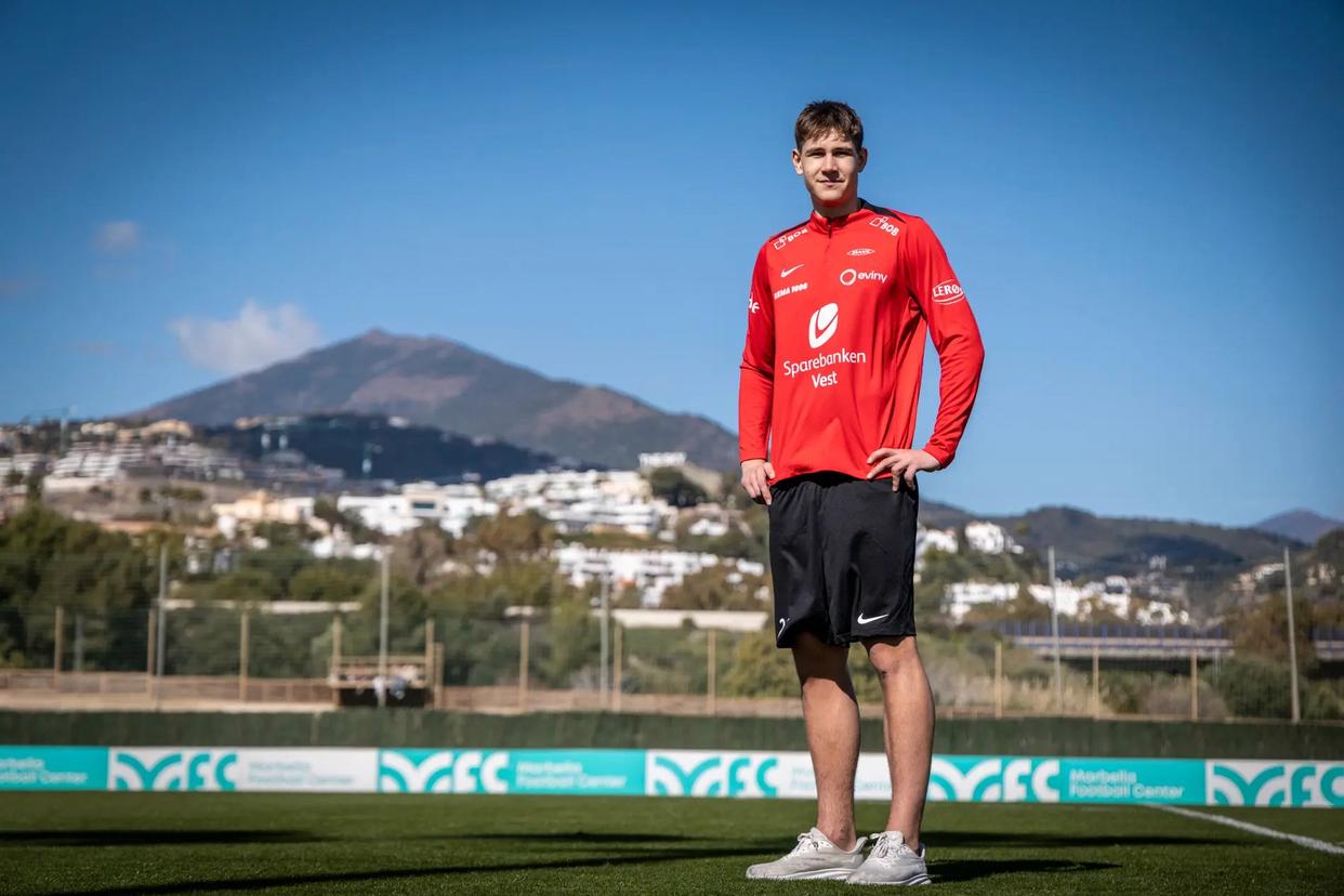 曼联赛前扳平良机，志在法甲名次提升，震撼外界，更衣室氛围转暖的简单介绍